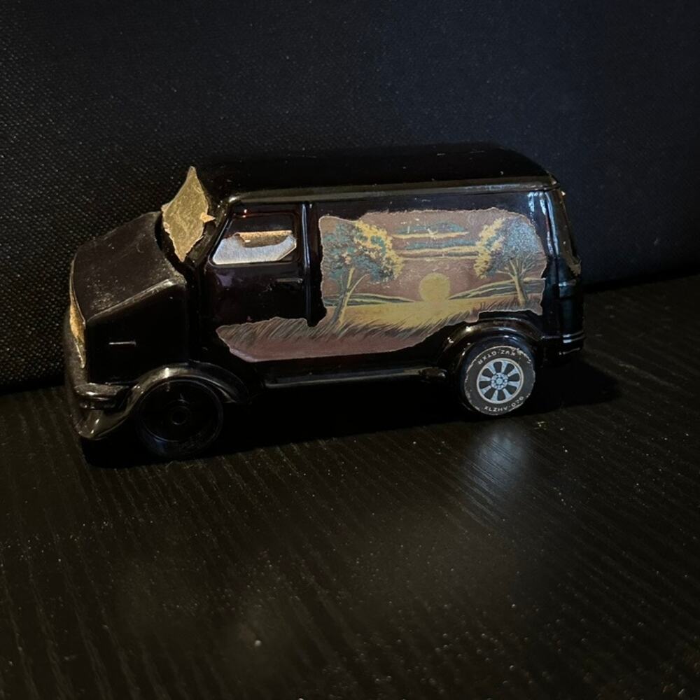 Avon Vantastic Collectible Wild Country After Shave Bottle Empty